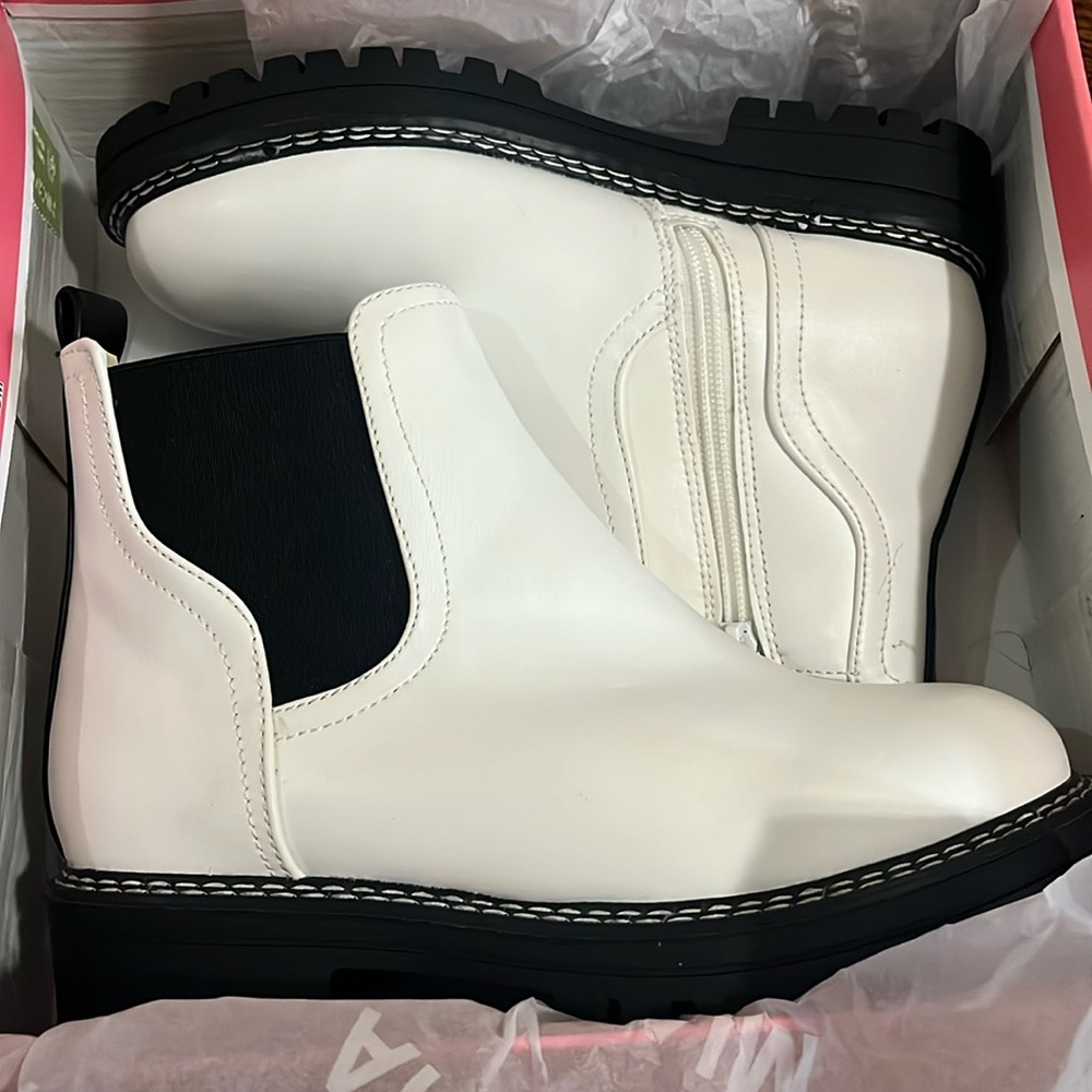 Little cayson white kids shoe